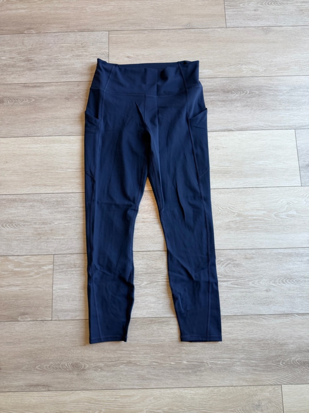 Fabletics OASIS HIGH-WAISTED 7/8 leggings 
 / ABYSS / women’s size medium